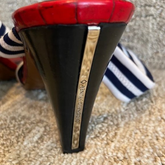 Donald J Pliner Sandals - Picture 8 of 8